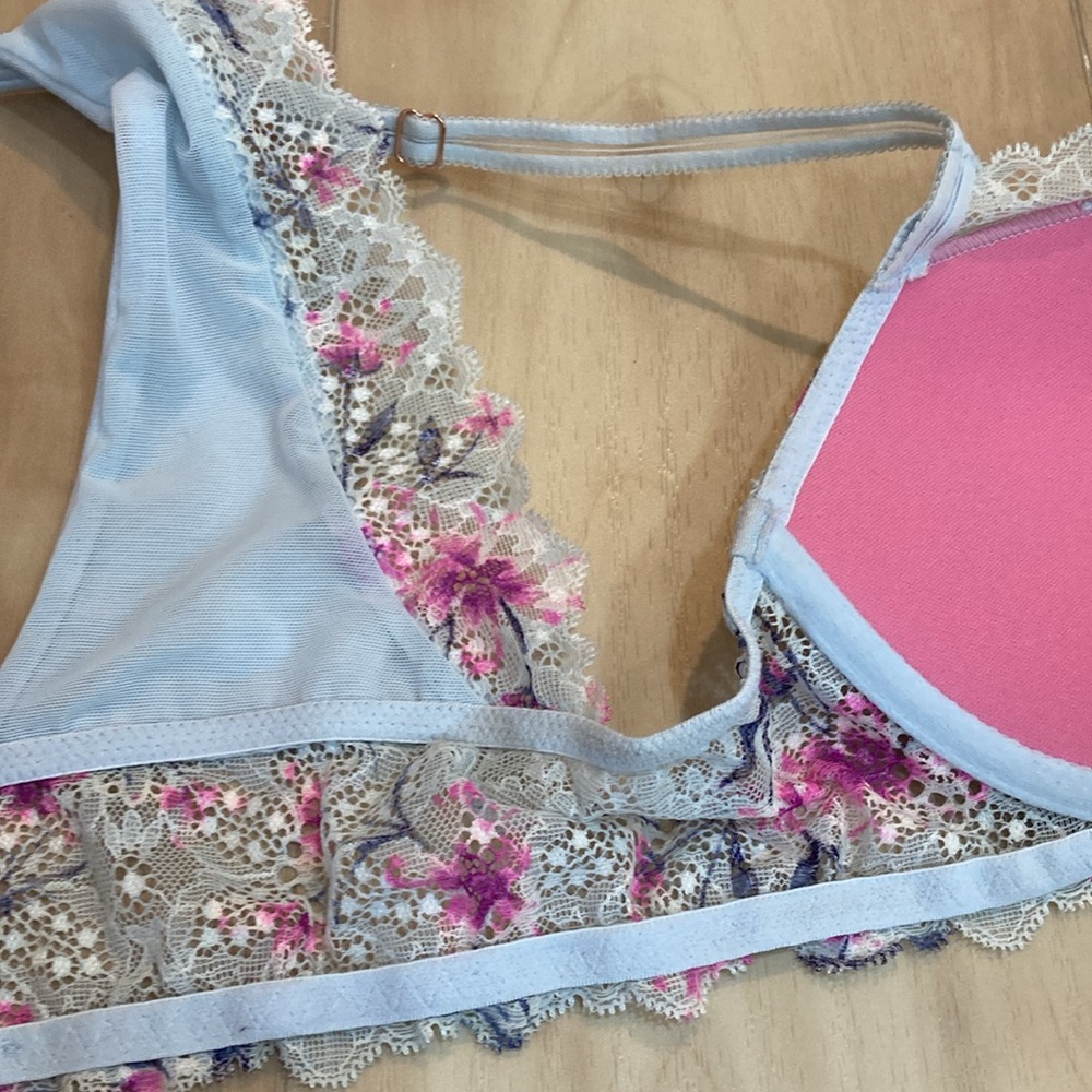 VS “Date push up” bra - Picture 12 of 16
